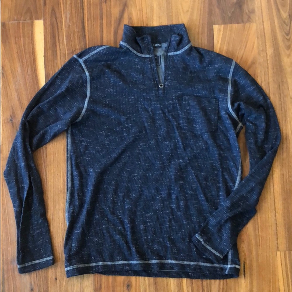 NWOT Men’s long sleeve top